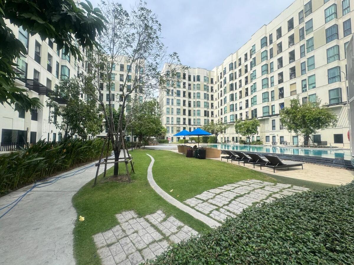 Unio Sukhumvit 72 Boutique Condo Ban Khlong Samrong Exteriör bild
